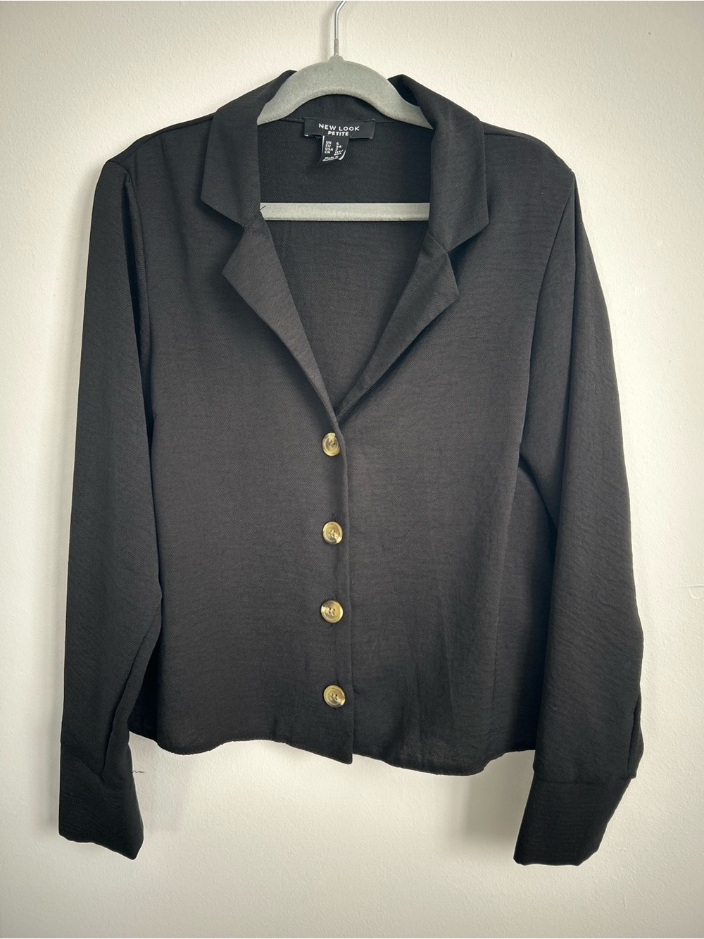 New Look Petite Black Collared Button-Front Blouse